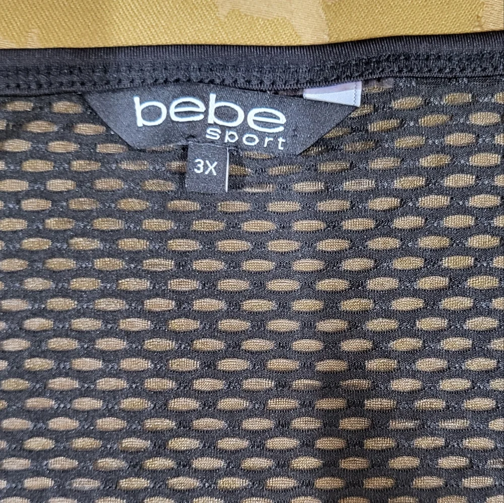 *3/$30 Sale* Bebe black mesh sport workout tank sz 3X - Picture 6 of 6